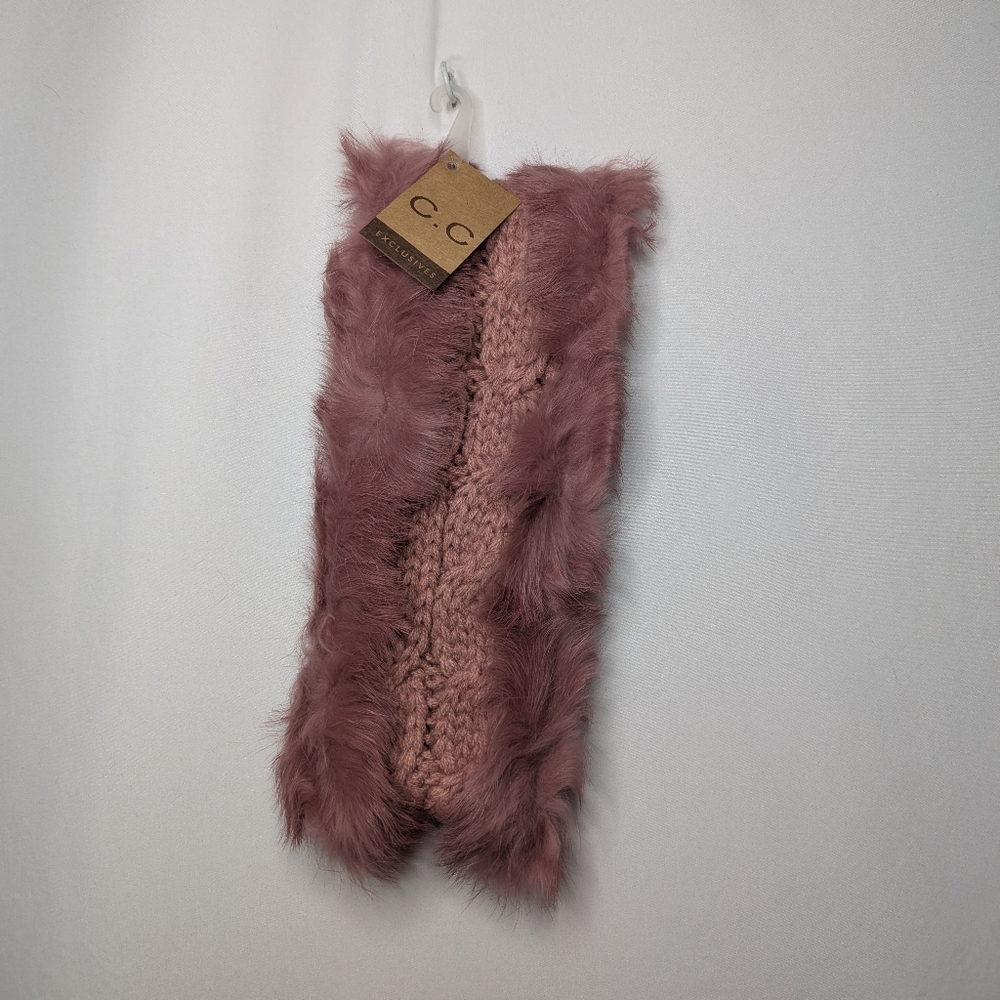 New C.C Cheveux Corp Womens Pink Faux Fur Lined Cable Knit Headband One Size NWT